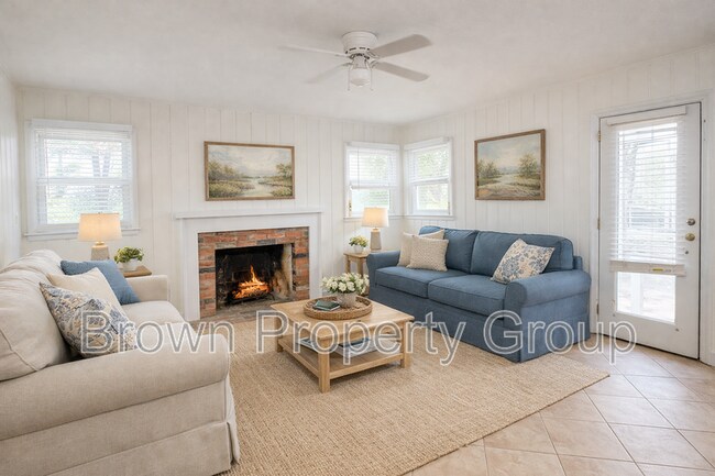 Photo - 2522 Mirror Lake Dr