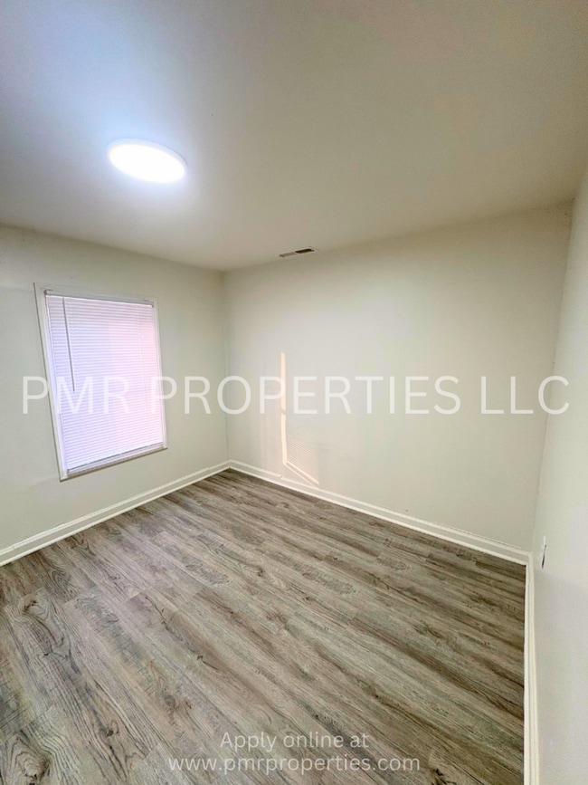 Photo - 2 Bedrooms / 1 Bathroom House