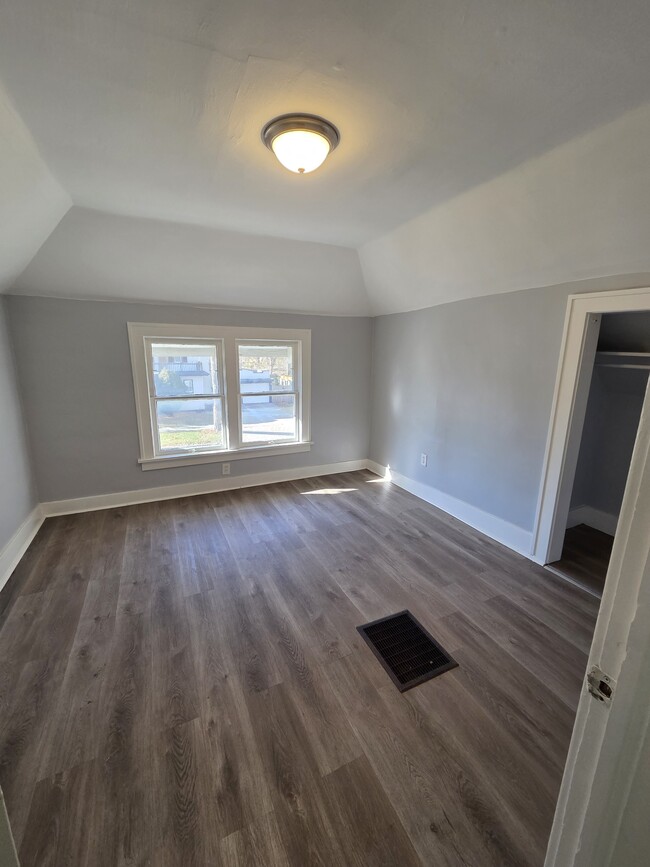 Photo - 1094 Williams St Unidad 2