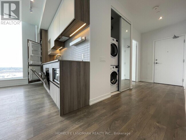 Photo - 898 Portage Pkwy Unit 2802