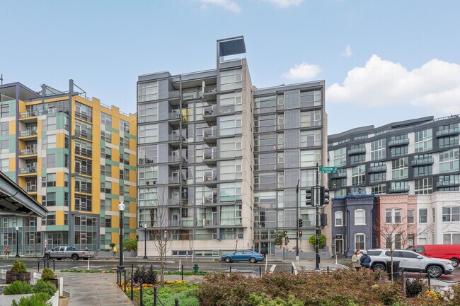 Frente - The Floridian