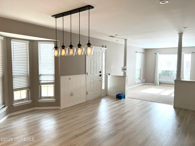 Photo - 21 Durant Ave