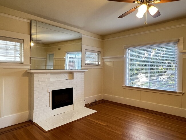 Photo - Bright and Spacious 5 Bedroom Home in San Anselmo