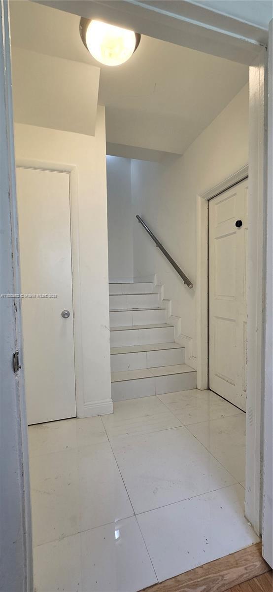 Photo - 3915 Ponce de Leon Blvd
