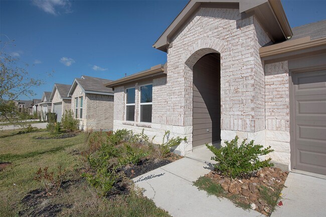 Photo - 15223 Mayflower St