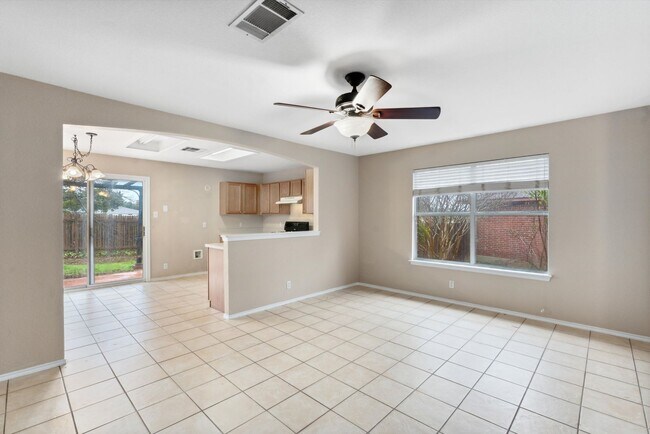 Building Photo - 107 McCarthur Dr