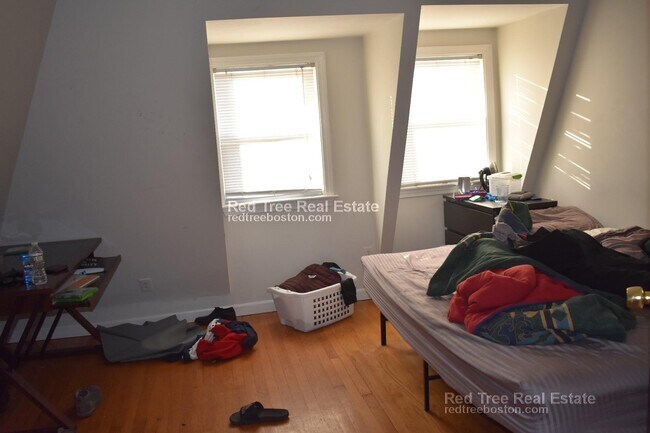 Photo - 15 Farrington Ave Unit 3