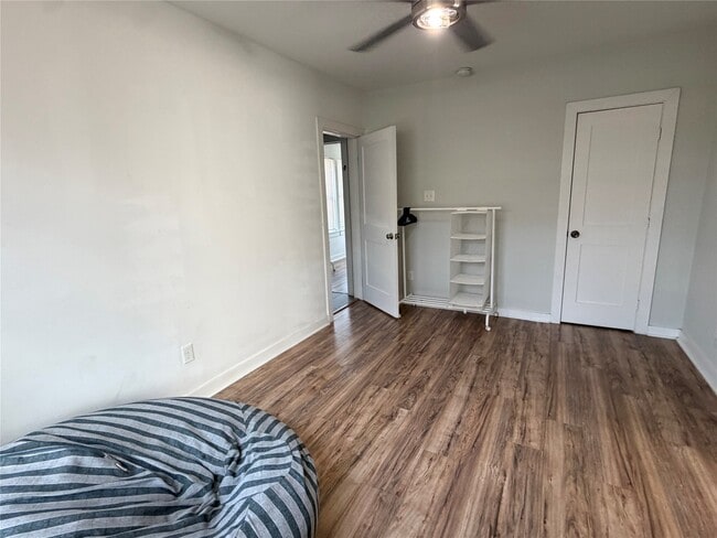 Photo - 1126 Ryon St