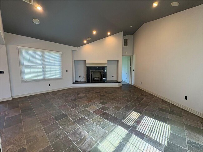 Photo - 2505 S Everest Ave