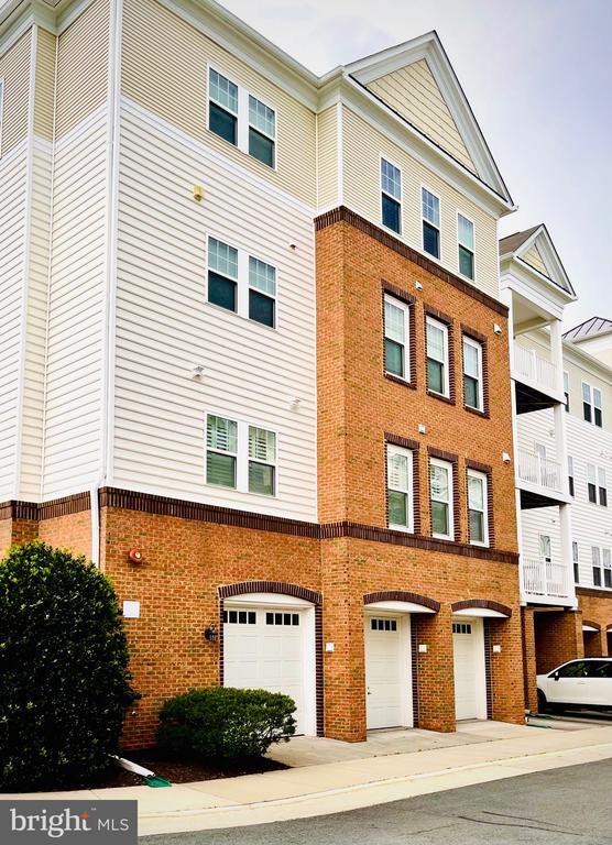 Photo - 41895 Cathedral Valley Square Unit 401