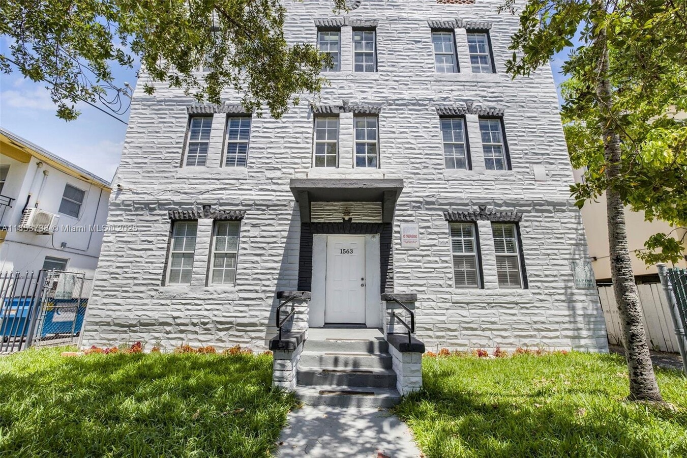 Photo - 1563 SW 2nd St Apartment Unit 1