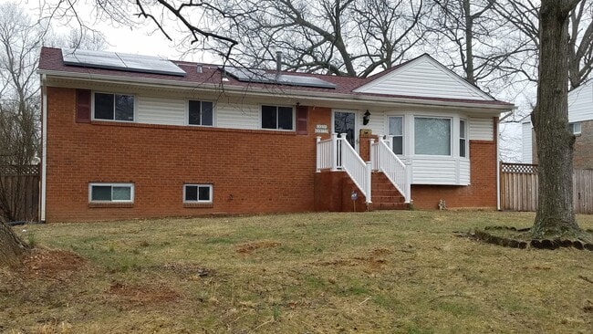 Photo - Spacious single family home in established Rockville neighborhood available now!