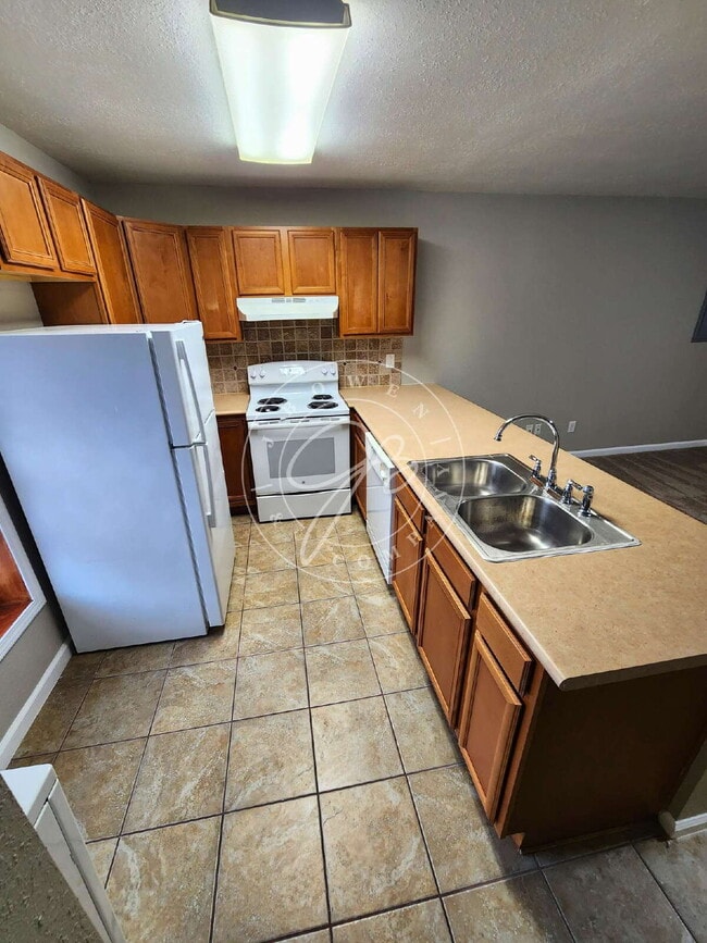 Photo - 1026 N Huron St