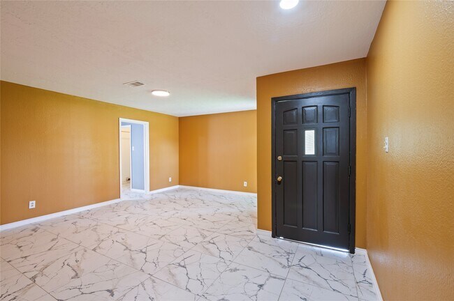 Photo - 2402 21st Ave N