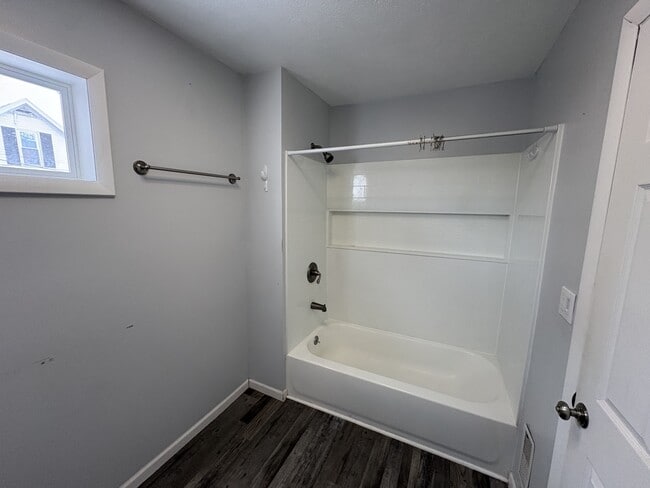 Photo - 1026 Race St