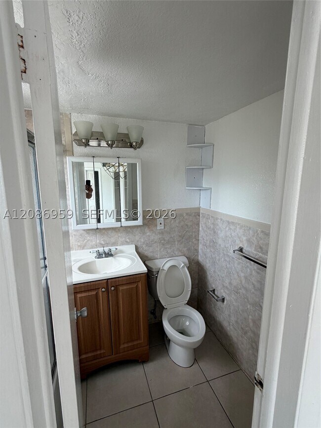 Photo - 3855 SW 79th Ave Unit 19
