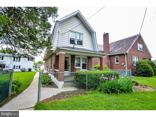 Photo - 1726 8th St Unit House