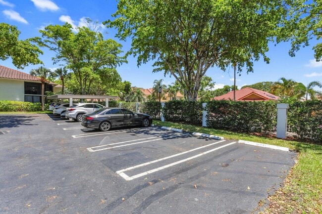 Photo - 60 Pelican Pointe Dr Unit 201