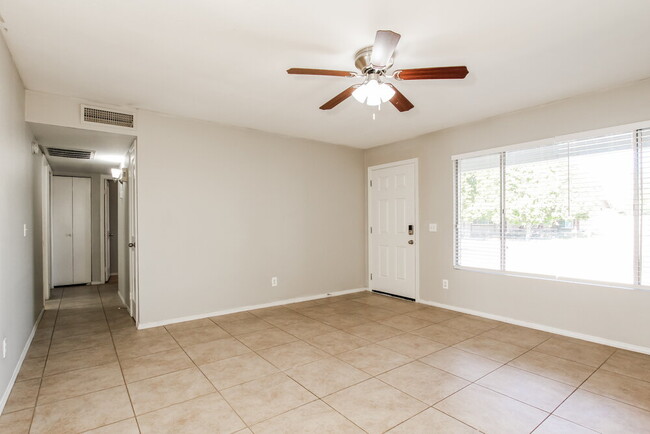 Photo - 5523 W Villa Maria Dr