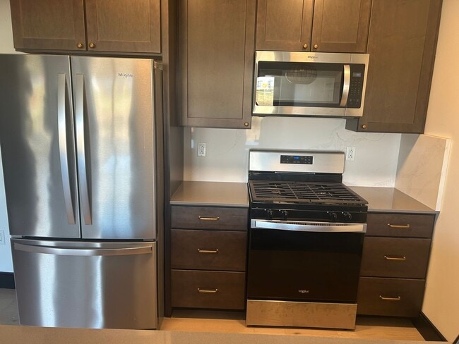 Photo - Gorgeous 1BR/1BA Available Now!!  Great Po...
