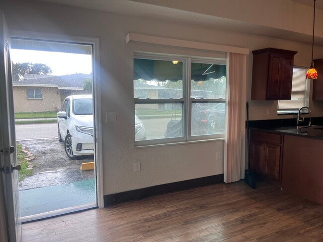 Photo - 7604 Orange Ave Unit 7604