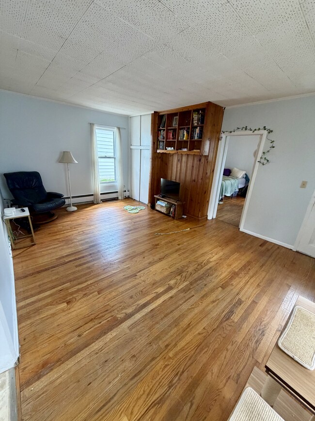 Photo - 15 High St Unit 15 High Apt 1