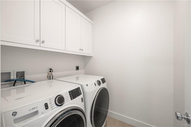 Building Photo - 239 Yerba Rental