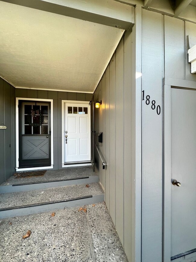 Photo - MAI1880-1884 Unit MAI1880