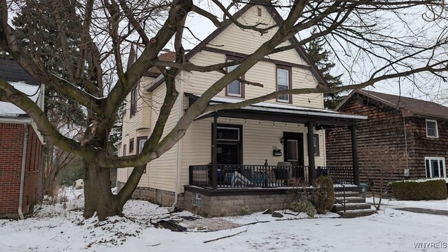 Photo - 166 Glen Ave