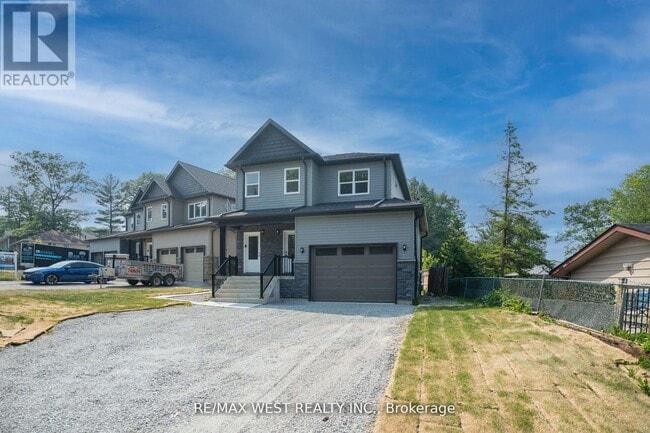 Photo - 172 Cundles Rd W