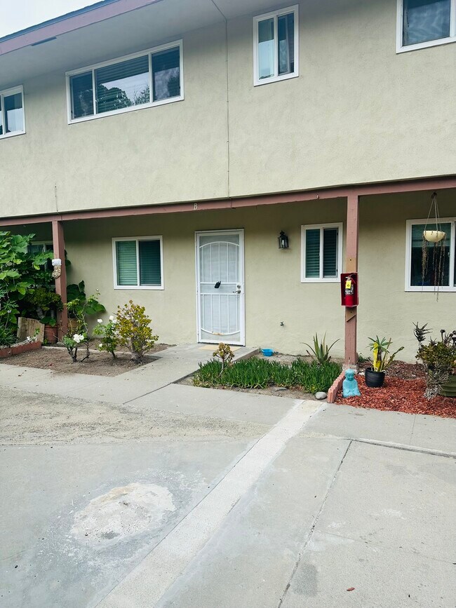 220 S El Camino Real Unit B