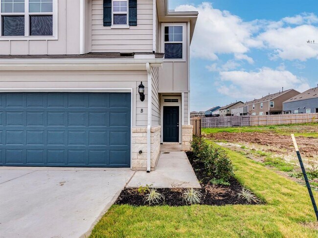 Photo - 7209 Grenadine Bloom Bnd