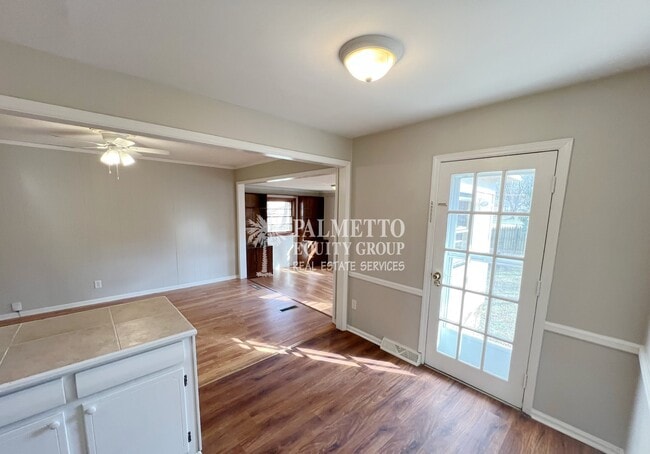 Photo - 2601 Dulaire Rd