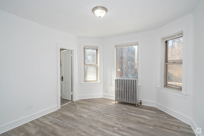 First Floor - 1BR, 1BA - 550SF - Bedroom