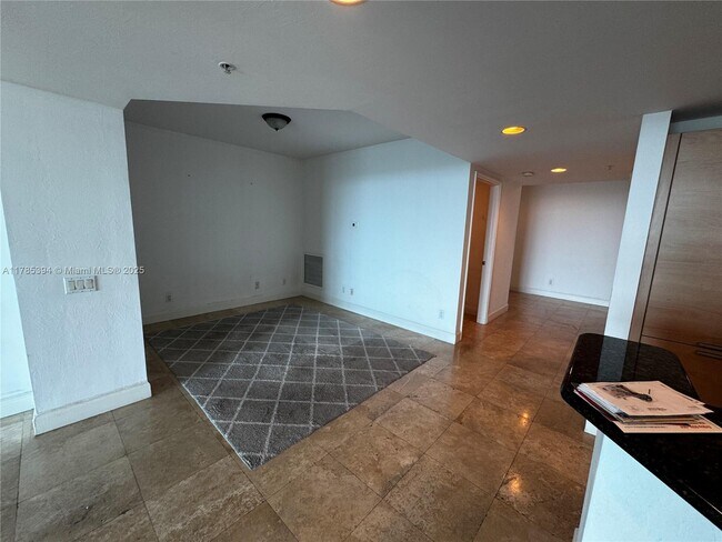 Photo - 14951 Royal Oaks Ln Unit 1504