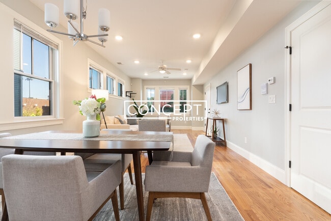 2767 Washington St Unit 2