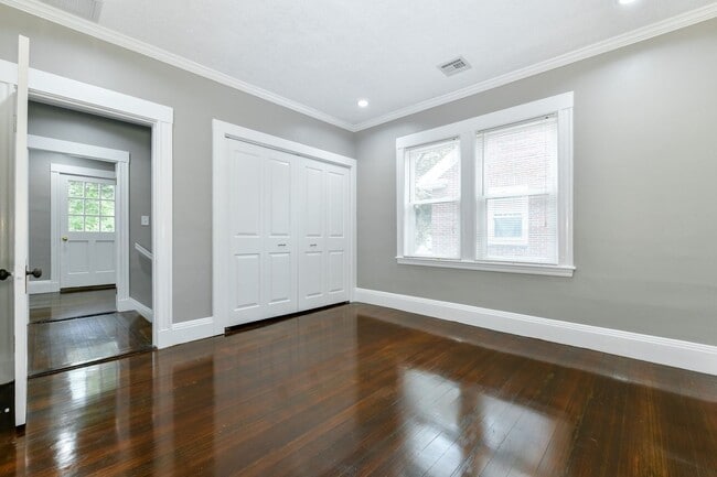 Photo - 53 Wolcott Rd