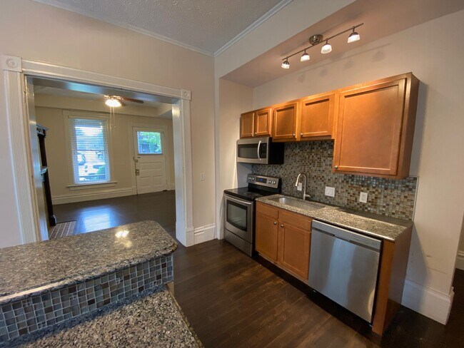 Photo - 877 Dennison Ave Unit B