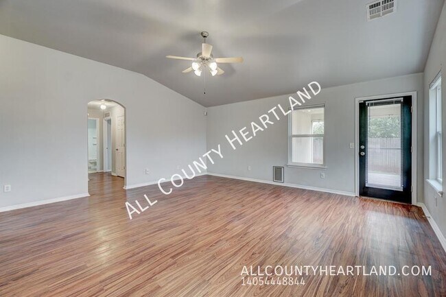 Photo - 2008 SE 7th Ct