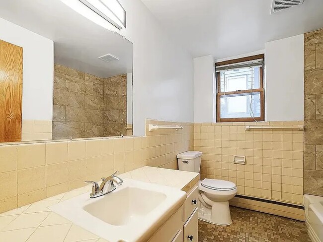 Photo - 508 Ridgewood Ave Unit 1