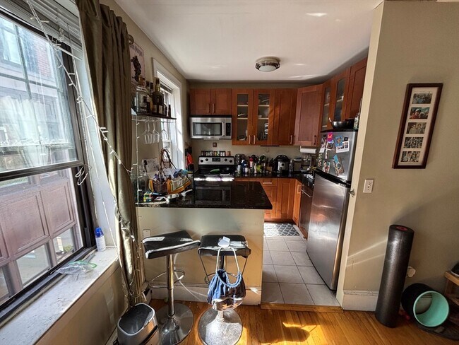 Photo - 288 Cambridge St Unidad 8