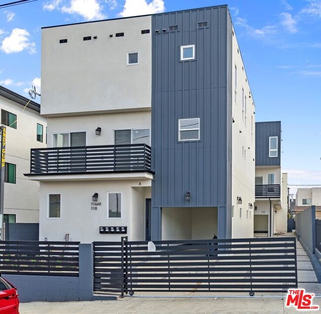 Photo - 1116 S Mariposa Ave Rental