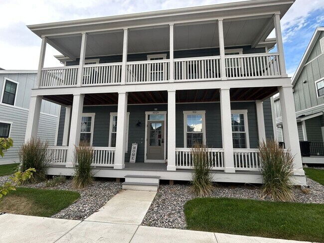 Building Photo - 2 Bed / 2 Bath Modern Apartment on Billings West End Unit #101