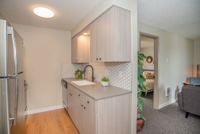 Photo - South Hill Heights