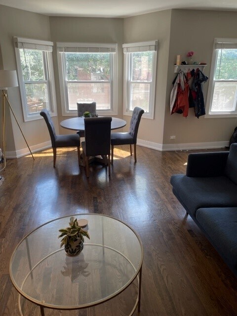 Photo - 1212 W Henderson St Unidad Apt2