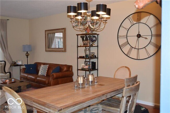 Photo - 117 9th St NW