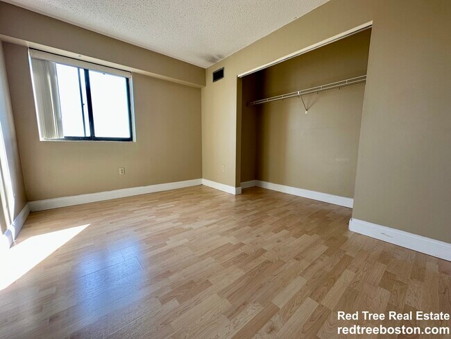 Photo - 15 N Beacon St Unit 703