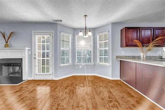 Photo - 1903 Cobblestone Ct