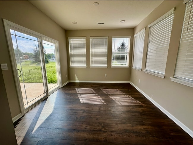 Photo - 5344 Orwell Ct