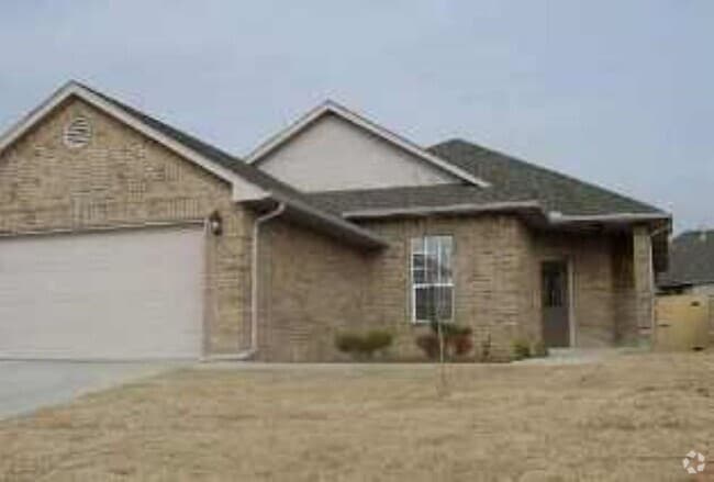 Building Photo - Open Plan - Edmond Schools - Must See Rental